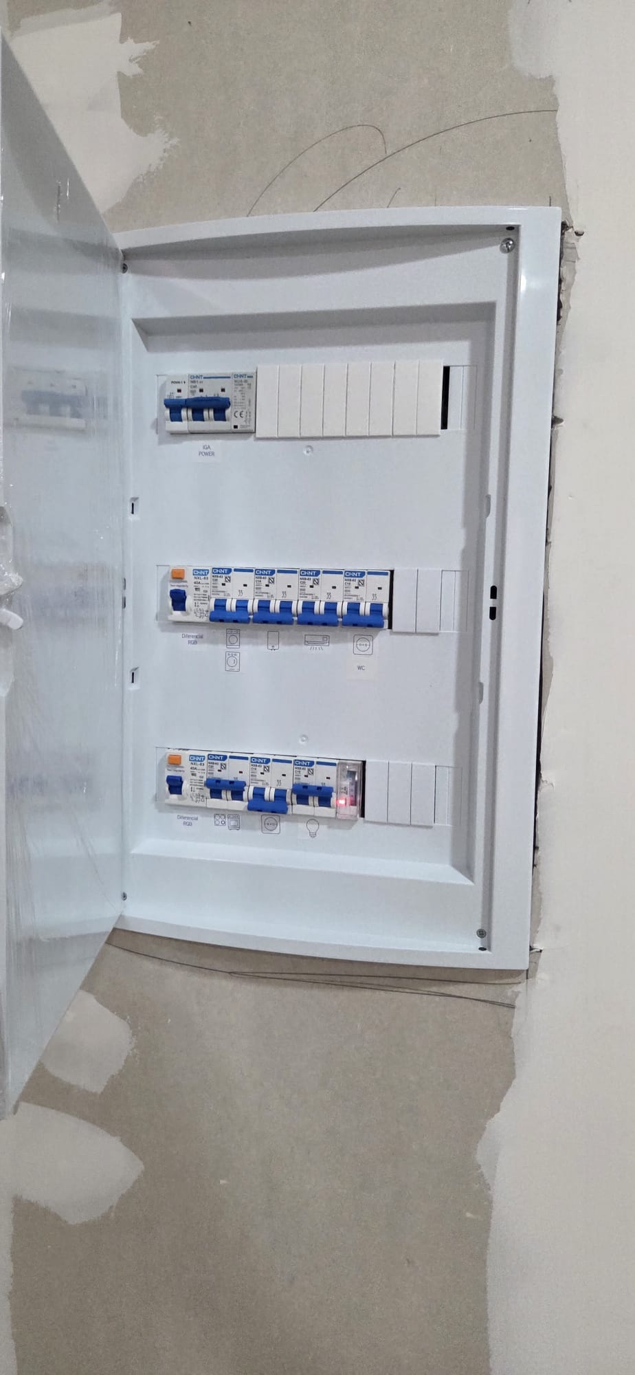 Instalación de cuadro eléctrico